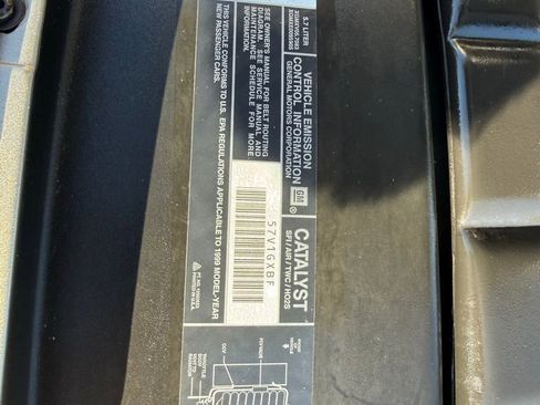 Used 1999 Chevrolet Corvette Convertible w/ Performance Handling Pkg image 26