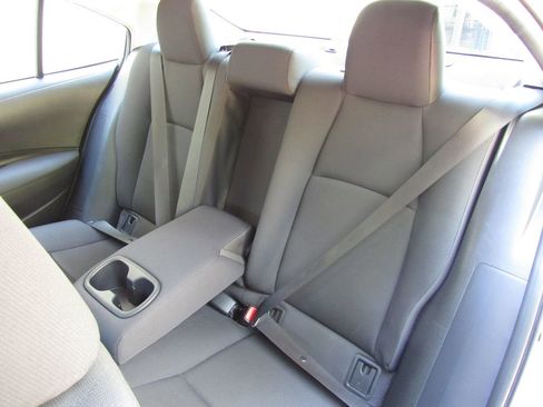 Certified 2024 Toyota Corolla LE FWD image 15