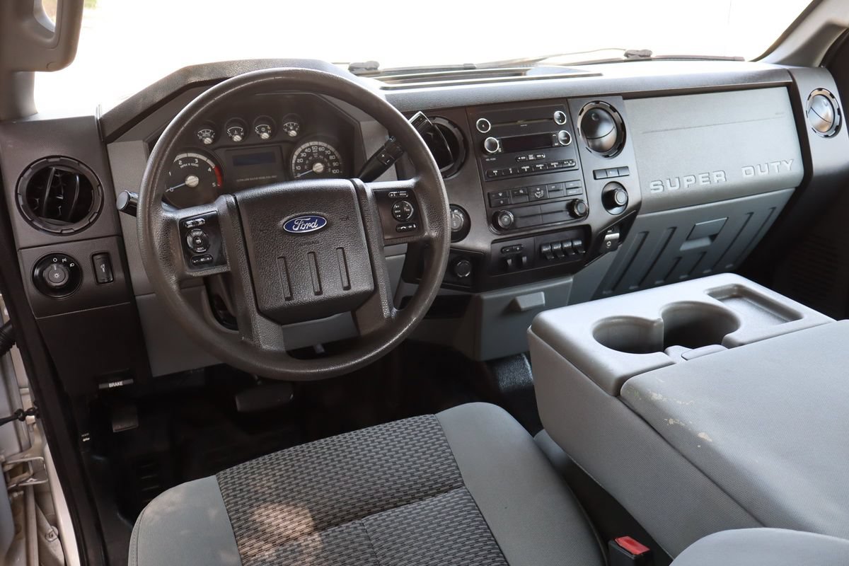 Used 2016 Ford F350 XL w/ Power Equipment Group AWD/4WD image 15