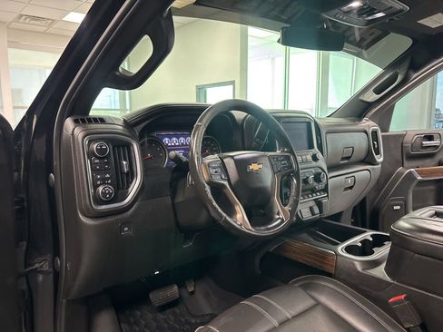 Used 2022 Chevrolet Silverado 1500 High Country AWD/4WD image 13