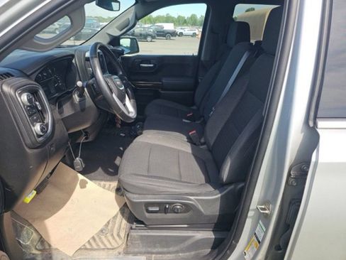 Used 2021 GMC Sierra 1500 SLE w/ X31 Off-Road Package AWD/4WD image 9