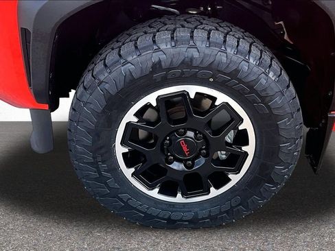 Certified 2024 Toyota Tacoma TRD Off-Road w/ TRD Off Road Premium Package AWD/4WD image 36