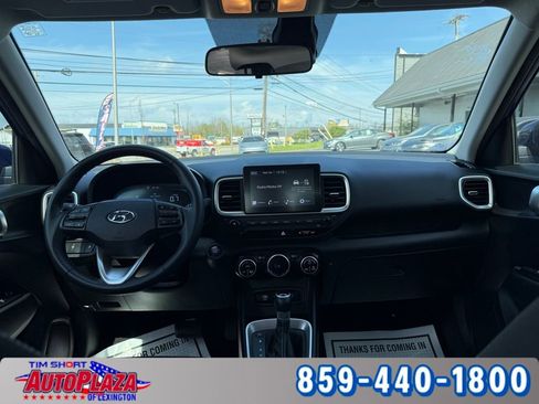Used 2024 Hyundai Venue SEL FWD image 20
