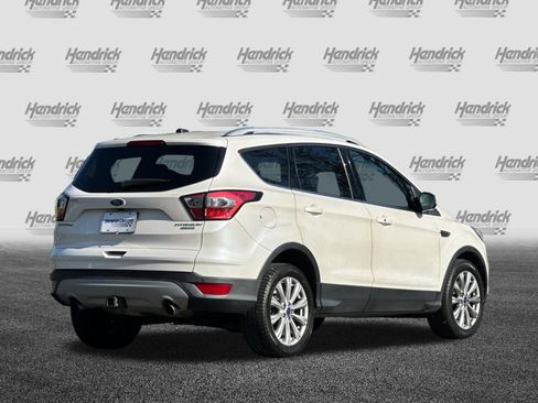 Used 2017 Ford Escape Titanium image 5