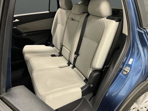 Used 2020 Volkswagen Tiguan S image 24