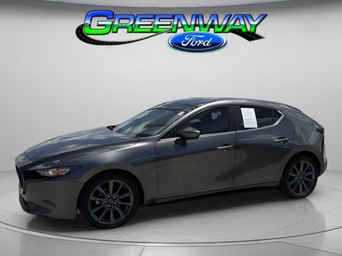 Used 2023 MAZDA MAZDA3 s FWD image 1