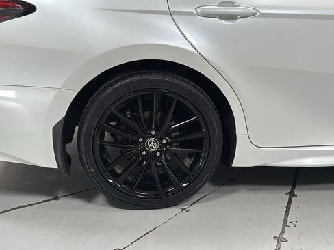 Used 2022 Toyota Camry XSE image 22