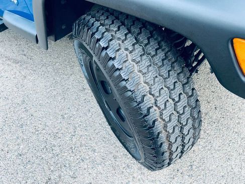 Used 2003 Jeep Wrangler X image 10