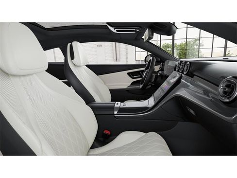 Used 2024 Mercedes-Benz CLE 300 4MATIC Coupe image 4