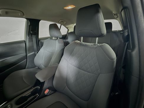 Used 2022 Toyota Corolla LE image 18