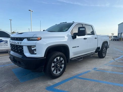 Used 2022 Chevrolet Silverado 2500 Custom w/ Custom Convenience Package AWD/4WD image 1