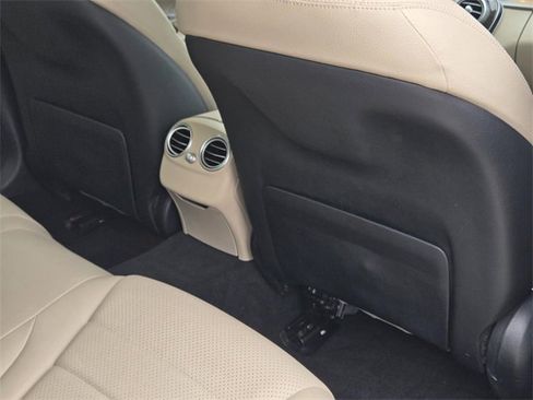 Used 2021 Mercedes-Benz C 300 Sedan image 29
