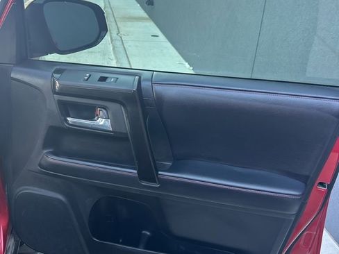 Used 2019 Toyota 4Runner TRD Off-Road Premium image 15