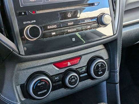 Used 2021 Subaru Impreza 2.0i Limited image 23