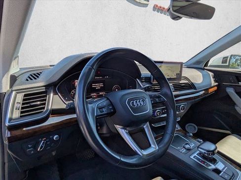 Used 2018 Audi Q5 Prestige w/ Prestige Package AWD/4WD image 9
