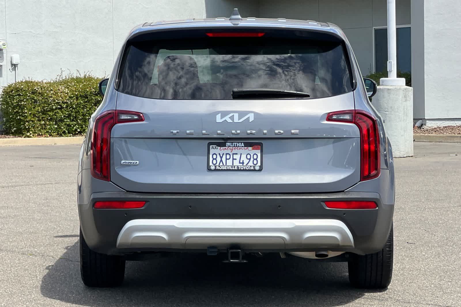 Used 2022 Kia Telluride LX AWD/4WD image 8