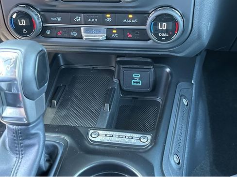 New 2025 Ford Bronco Outer Banks image 30