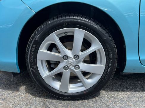 Used 2014 Toyota Prius C Four FWD image 9