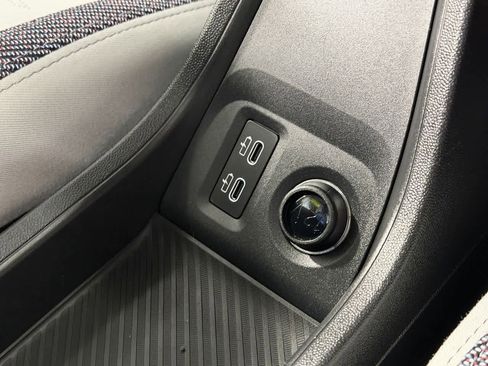 Certified 2025 MINI Cooper S image 23