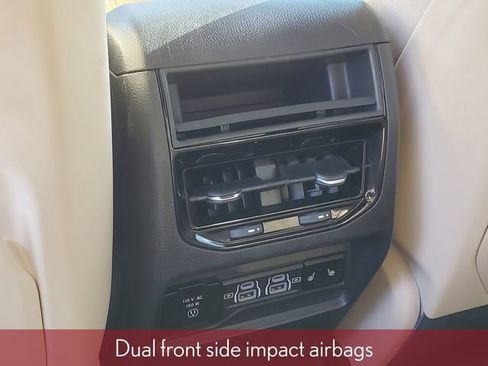 Used 2024 Jeep Grand Cherokee Limited w/ Luxury Tech Group II AWD/4WD image 41