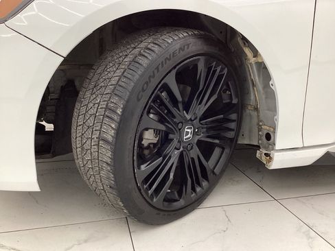 Used 2018 Honda Accord Touring image 46