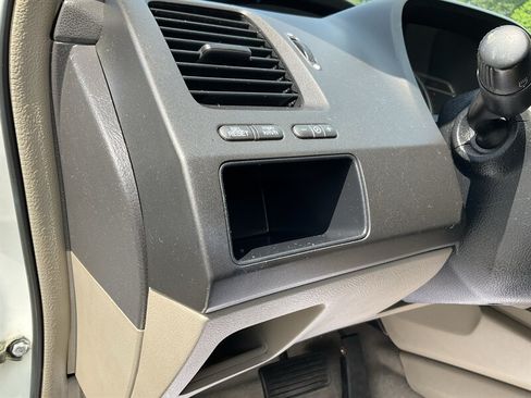 Used 2010 Honda Civic LX image 27