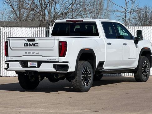 New 2026 GMC Sierra 3500 Denali Ultimate AWD/4WD image 4