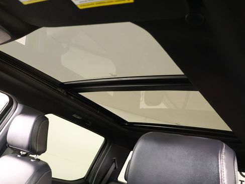 Used 2025 Ford F150 XLT w/ Equipment Group 303A High image 18