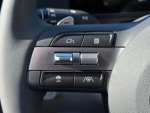 Used 2026 Hyundai Kona SEL Premium image 21