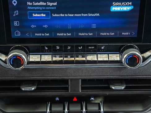 Used 2025 Chevrolet Colorado Trail Boss AWD/4WD image 24