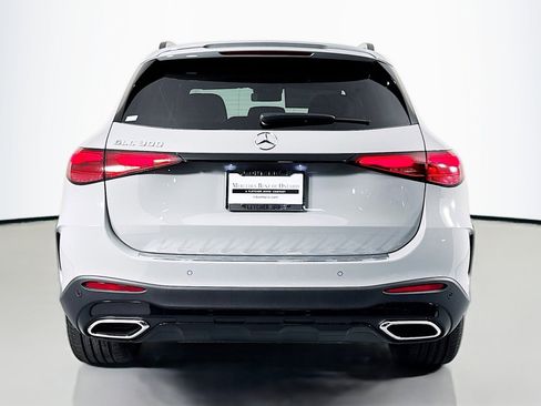 New 2026 Mercedes-Benz GLC 300 image 3