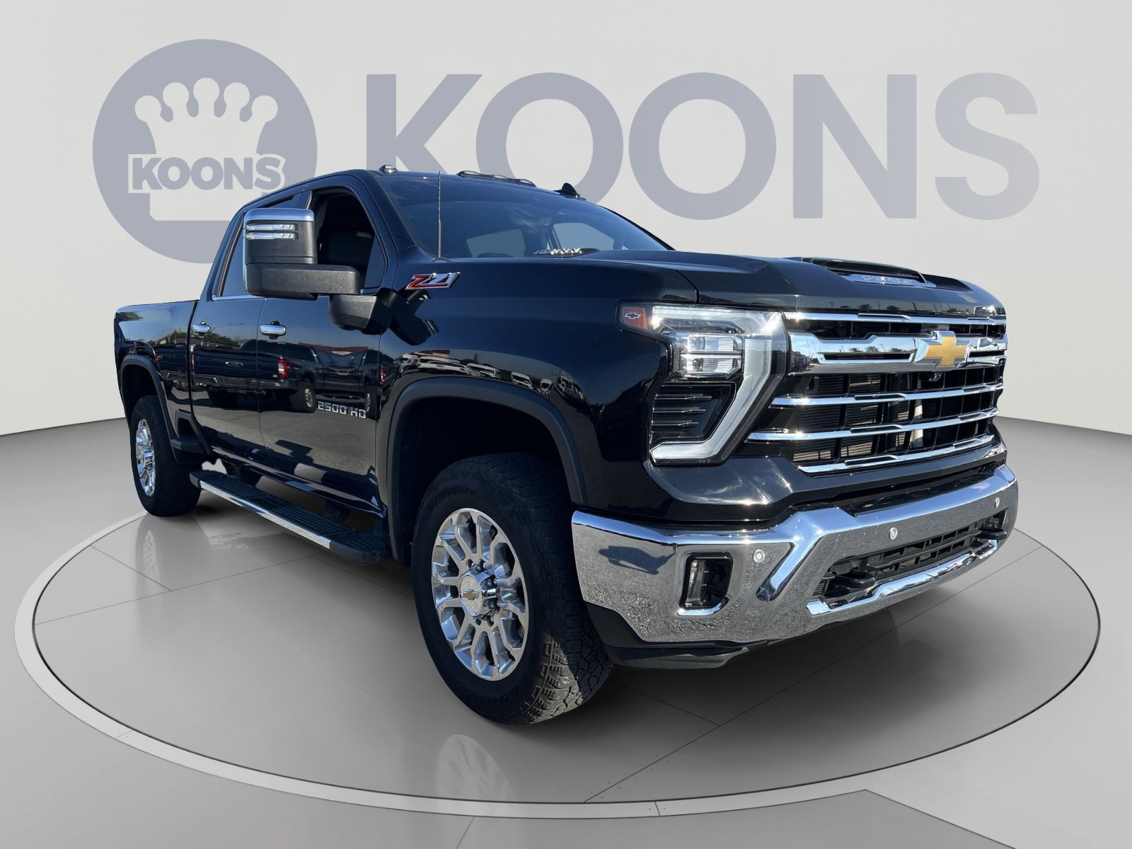 Used 2025 Chevrolet Silverado 2500 LTZ w/ LTZ Premium Package AWD/4WD image 10