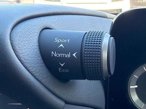 New 2025 Lexus ES 350 w/ Premium Package image 30