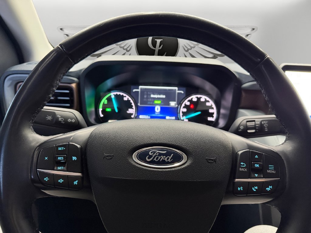 Used 2023 Ford Maverick Lariat w/ Lariat Luxury Package FWD image 18