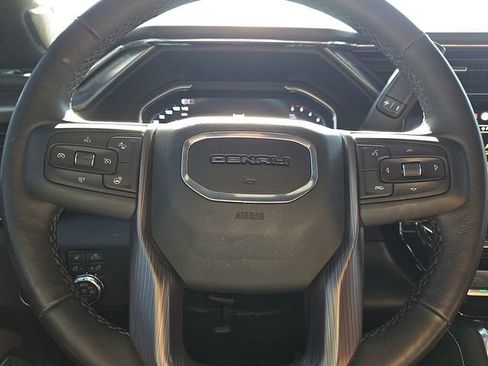 Used 2025 GMC Sierra 2500 Denali Ultimate image 19