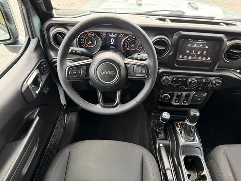 Used 2023 Jeep Wrangler Sport AWD/4WD image 27
