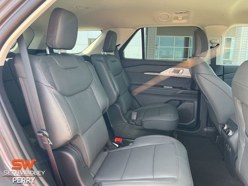 New 2026 Ford Explorer Active w/ Active Comfort Package image 14