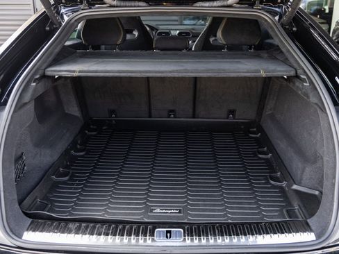 Used 2024 Lamborghini Urus Performante image 44