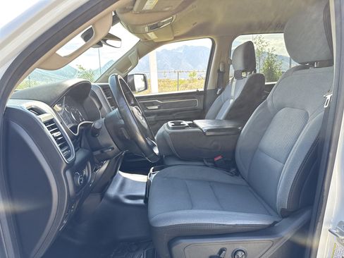 Used 2020 RAM 1500 Big Horn AWD/4WD image 25