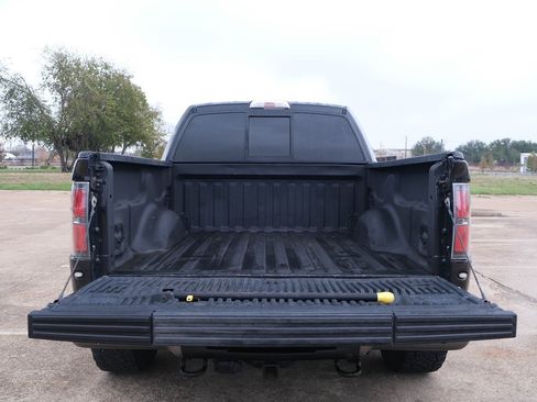Used 2013 Ford F150 Raptor w/ Luxury Equipment Group image 25