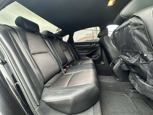 Used 2019 Honda Accord Sport image 33