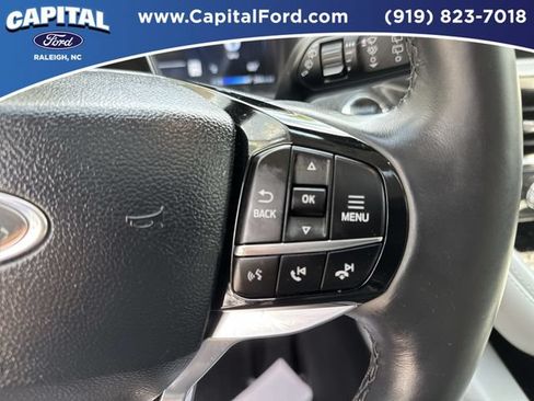 Used 2025 Ford Explorer Platinum w/ Ultimate Package AWD/4WD image 24
