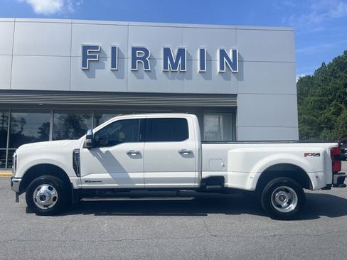 Certified 2024 Ford F350 King Ranch w/ Chrome Package AWD/4WD image 1