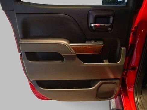 Certified 2014 GMC Sierra 1500 SLT w/ SLT Crew Cab Value Package image 13