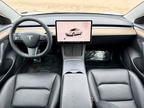 Used 2022 Tesla Model 3 Long Range AWD/4WD image 9
