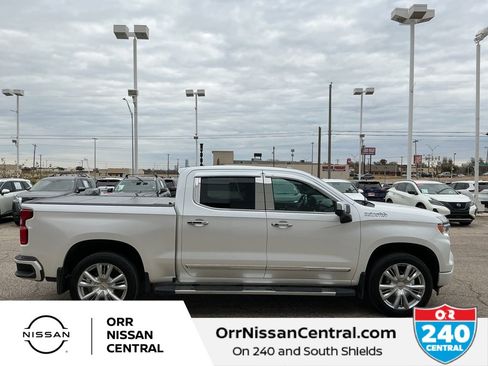 Used 2024 Chevrolet Silverado 1500 High Country w/ High Country Premium Package image 4