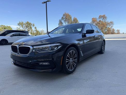 Used 2018 BMW 530e RWD image 3