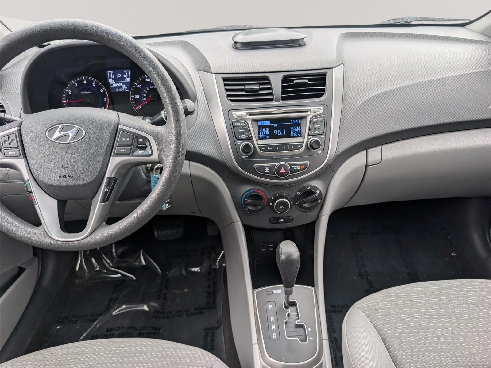 Used 2016 Hyundai Accent SE w/ Option Group 02 FWD image 16