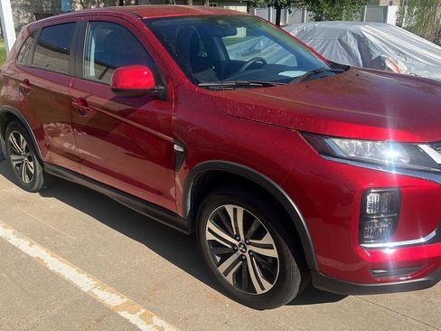 Used 2025 Mitsubishi Outlander Sport ES AWD/4WD image 3