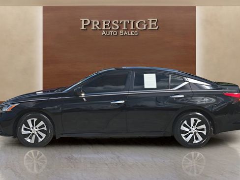 Used 2021 Nissan Altima 2.5 S FWD image 2
